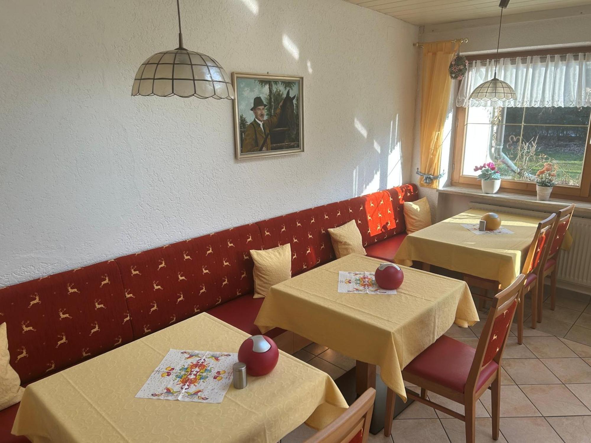 Hotel Garni Hubertushof Bad Füssing Exteriör bild