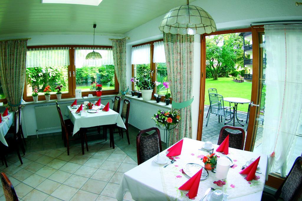 Hotel Garni Hubertushof Bad Füssing Rum bild